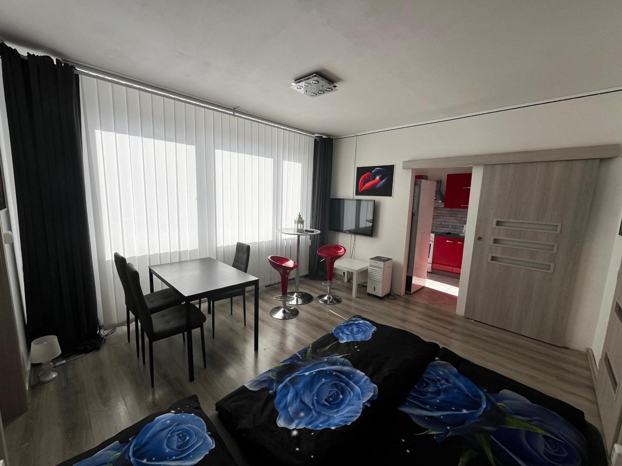 Monfas Apartment Barrandov Прага Экстерьер фото